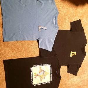 3 mens lrg t-shirts